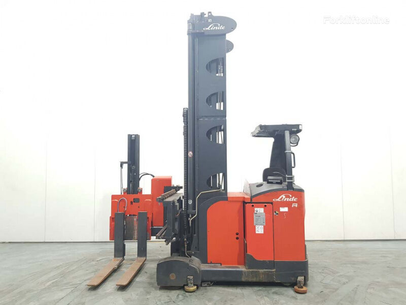 Linde A articulated forklift