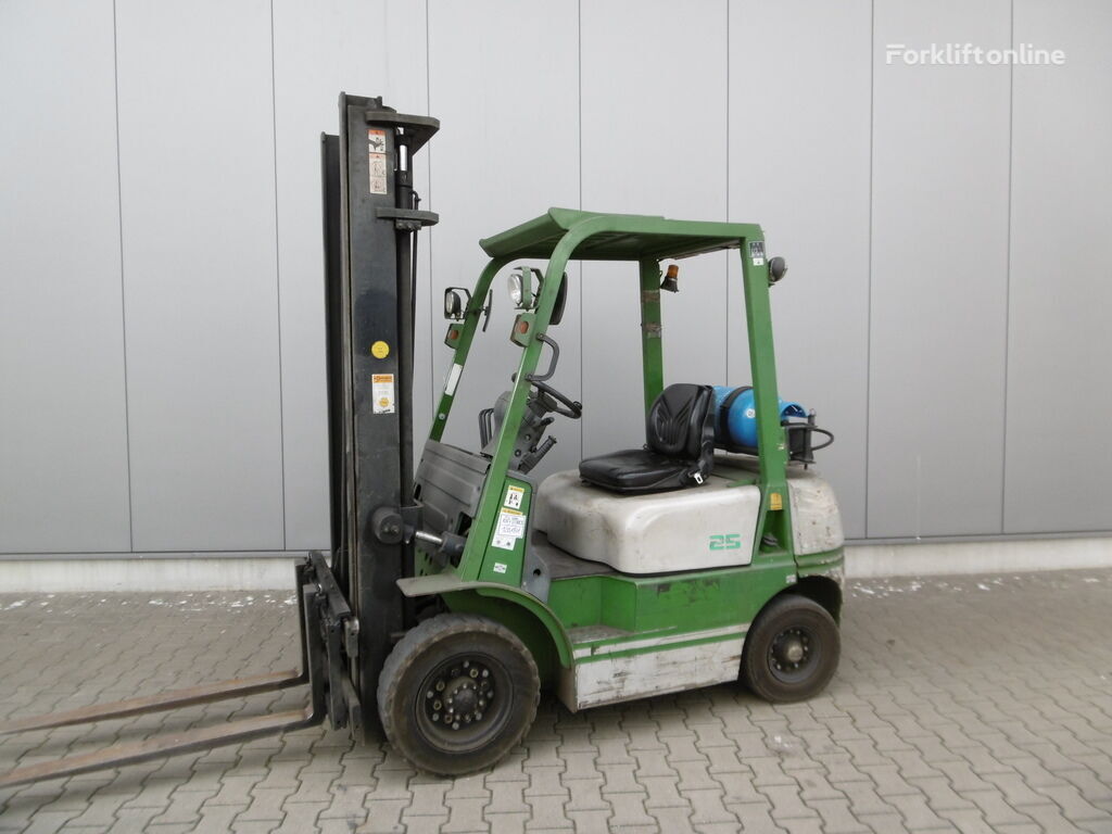 Artison FG 25 gas forklift